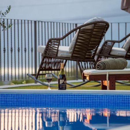 Apartment Macic Dub I Котор Екстериор снимка