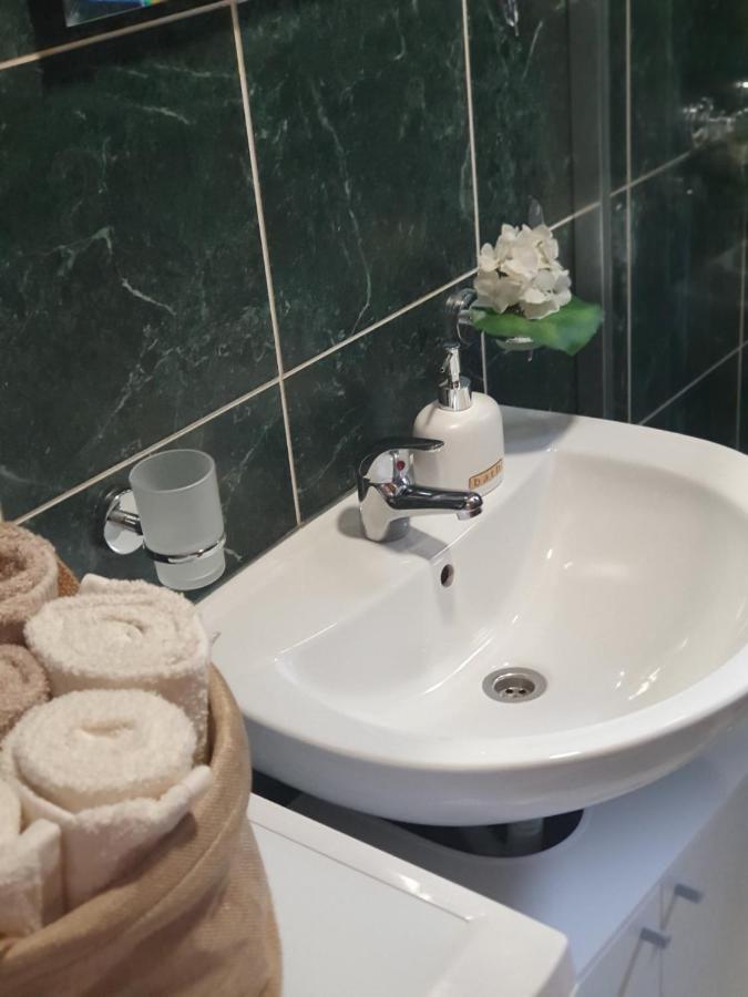 Apartment Macic Dub I Котор Екстериор снимка